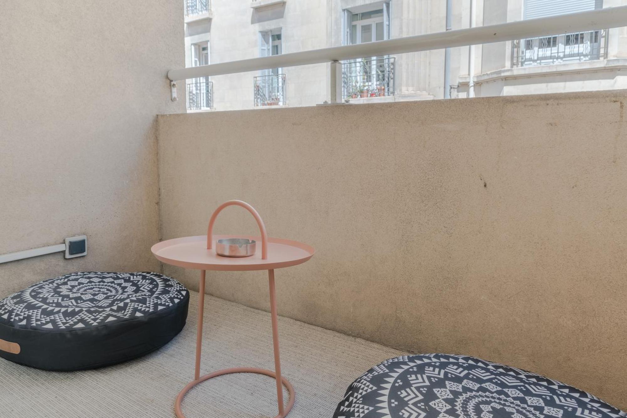 Charmant T2 Avec Balcon - Chaves Марсель Экстерьер фото